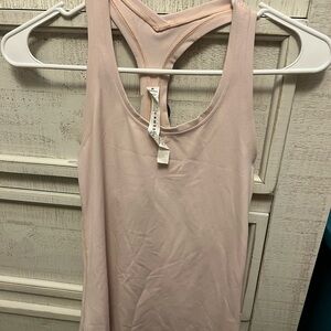 Lululemon Nulu Tank top